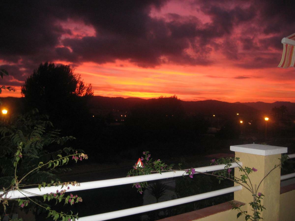 Villa Habana El Vendrell Ngoại thất bức ảnh